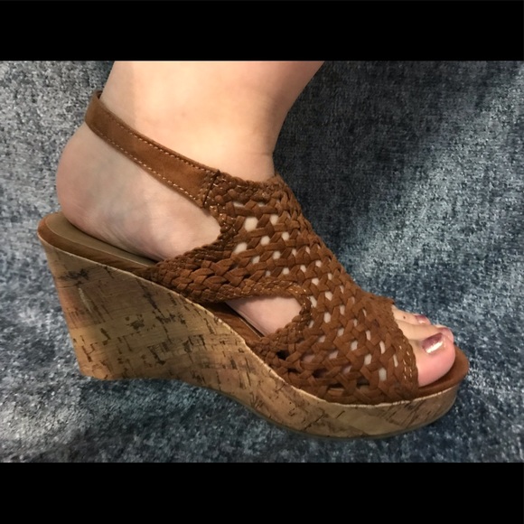 BoHo Cutout Mudd wedges - Picture 3 of 3